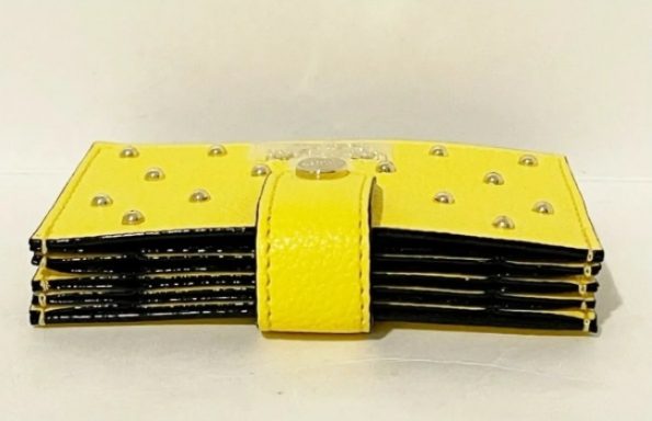 mini carteira vs amarelo.jpg1