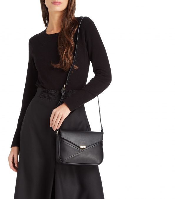 hilfiger black.jpg1