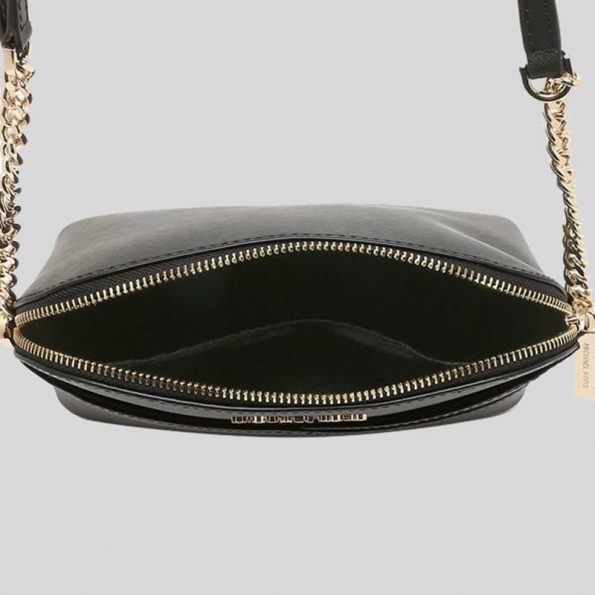 mk crossbody preta.jpg1.jpg1.jpg1.jpg1